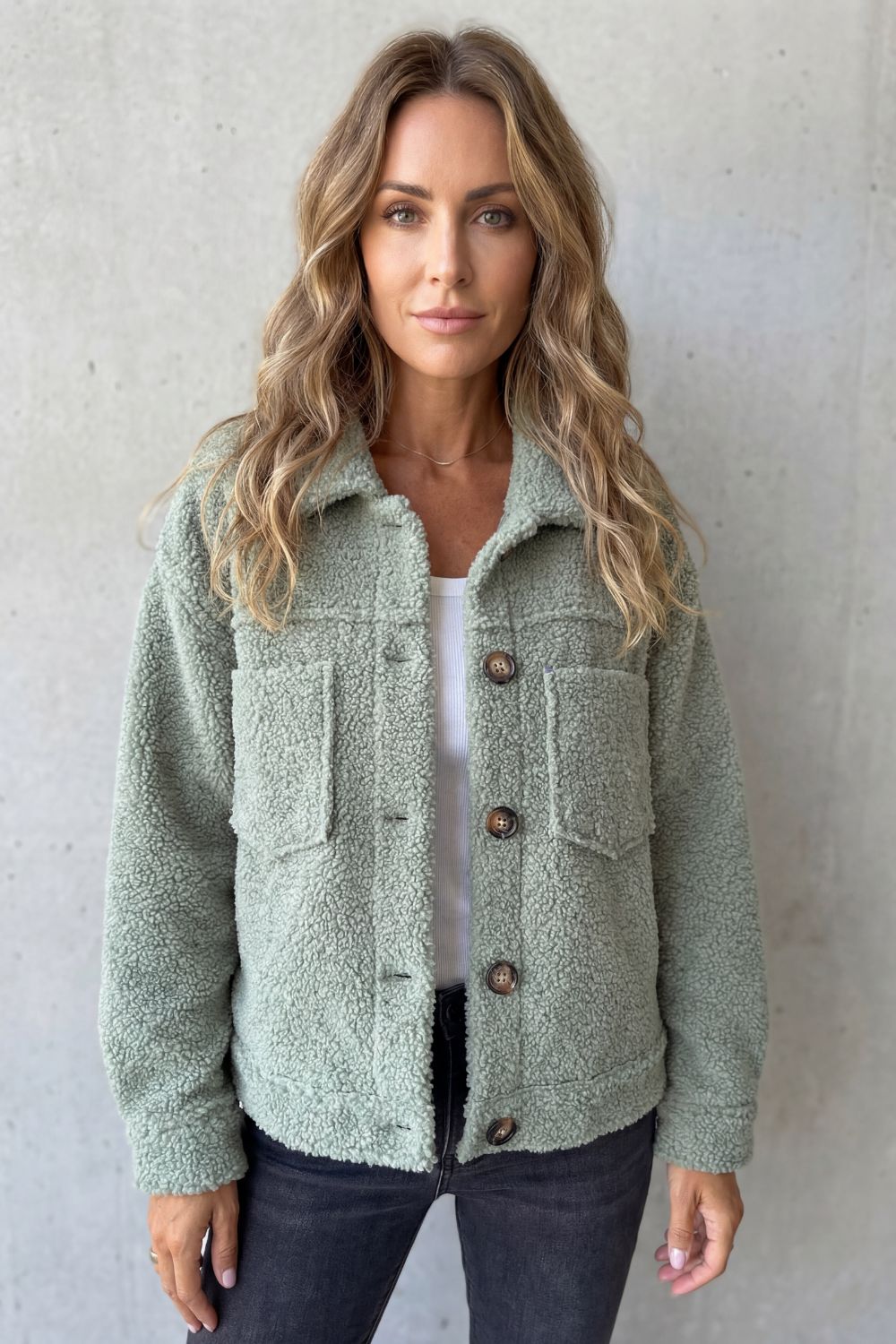 Kaylee | Women's Sherpa Fleece Jacket with Button Front and Patch Pockets