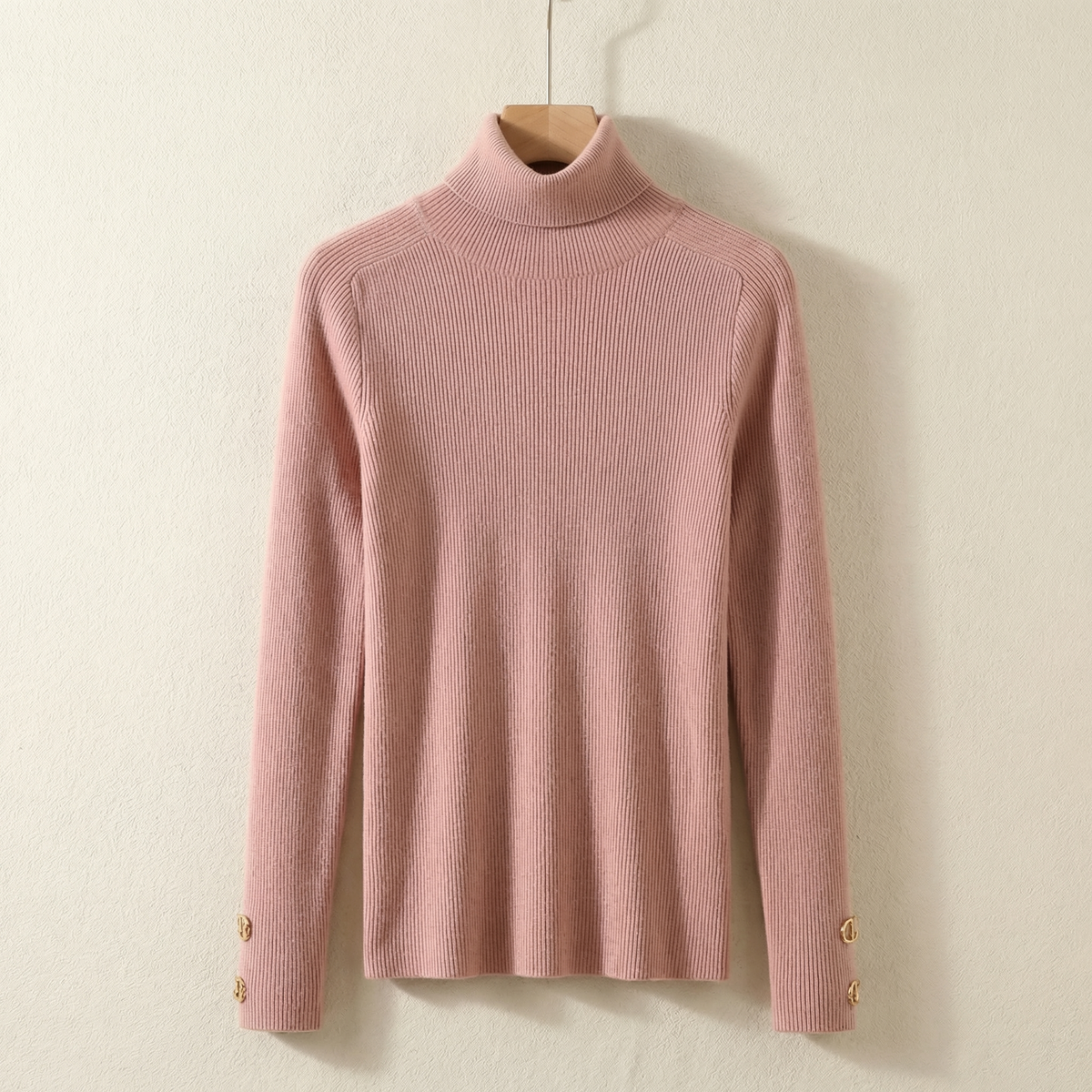 Cleo | Fitted Ribbed Cashmere Turtleneck Sweater