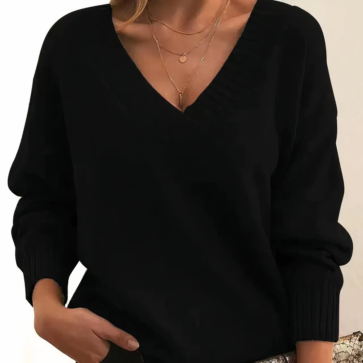 Lara | Flattering Oversized V Neck Sweater with Ribbed Trim