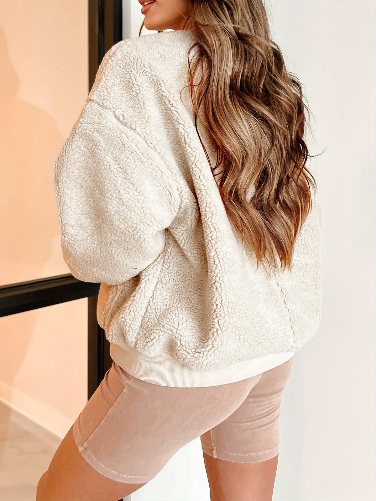Peva | Women's Oversized Sherpa Fleece Bomber Jacket - Zip Front