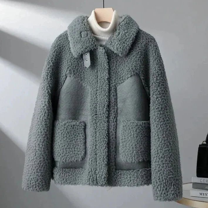 Tessa | Women's Boxy Shearling Fur Jacket with Patch Pockets