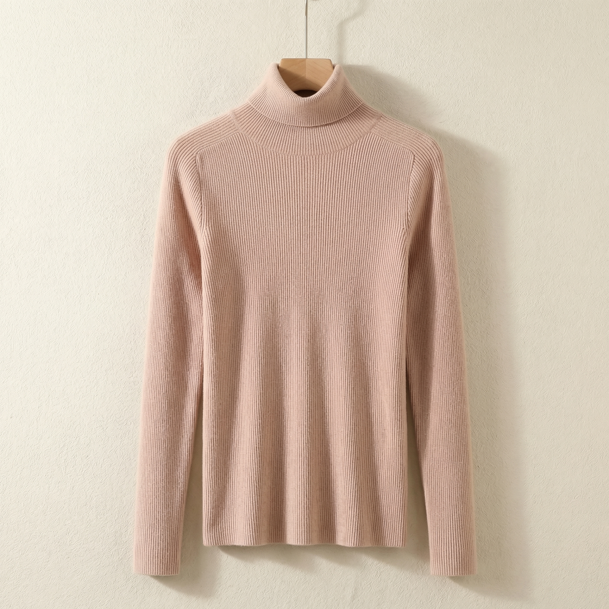 Cleo | Fitted Ribbed Cashmere Turtleneck Sweater