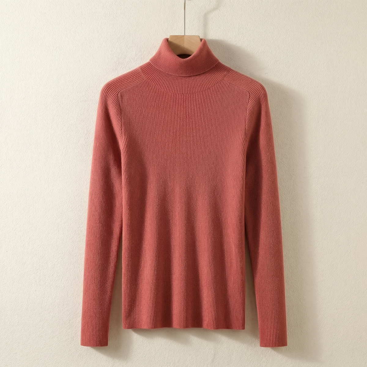 Cleo | Fitted Ribbed Cashmere Turtleneck Sweater