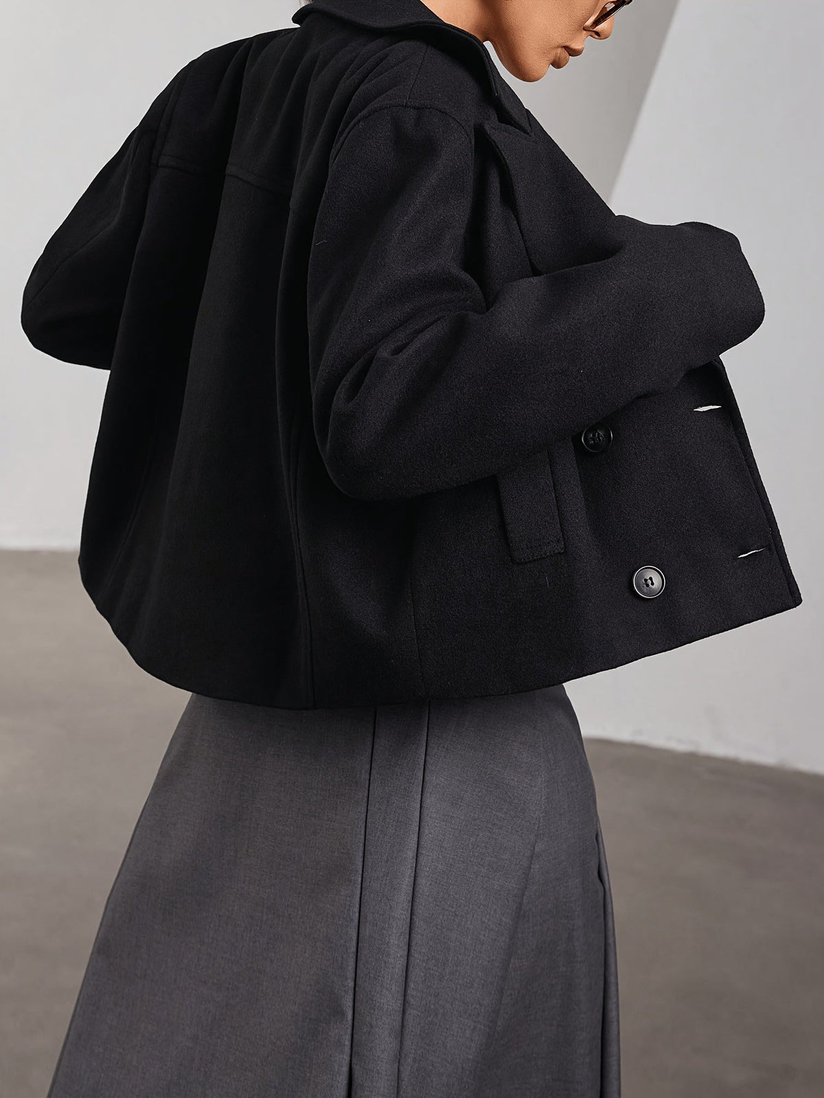 Isabella | Elegant Cropped Wool Pea Coat with Notch Lapel