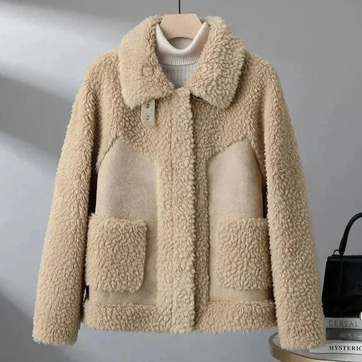 Tessa | Women's Boxy Shearling Fur Jacket with Patch Pockets