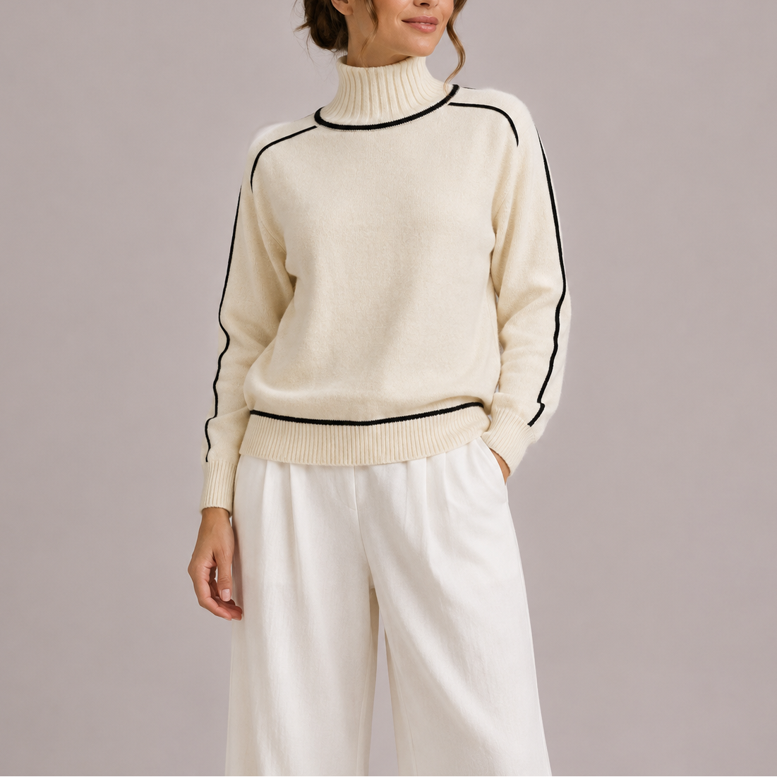 Vana | Cosy Oversized Turtleneck Sweater with Contrast Trim Detailing