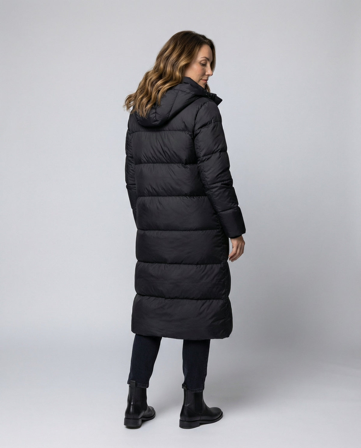 Megan | Women's Long Puffer Winter Jacket with Hood and Pockets
